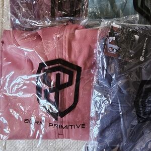 Born Primitive convertible pullover size XL